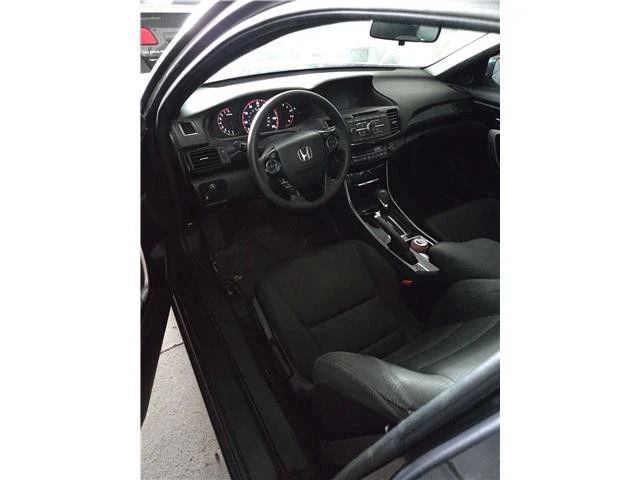 2017 Honda Accord 9th Gen - Image 8 of 11