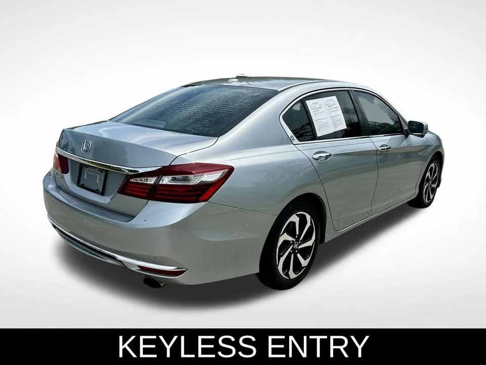 2017 Honda Accord 9th Gen - Image 6 of 12