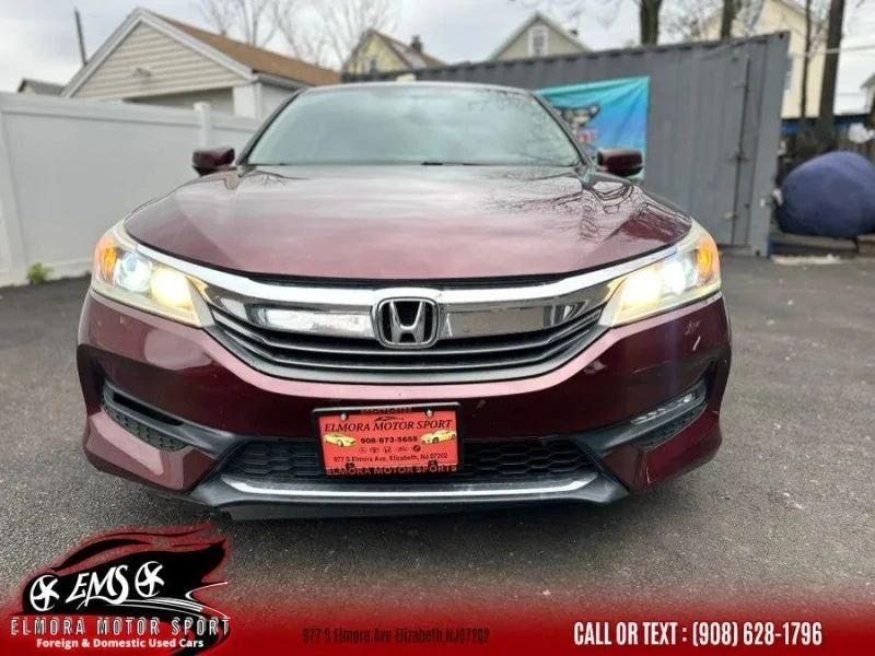 2017 Honda Accord 9th Gen - Image 9 of 12