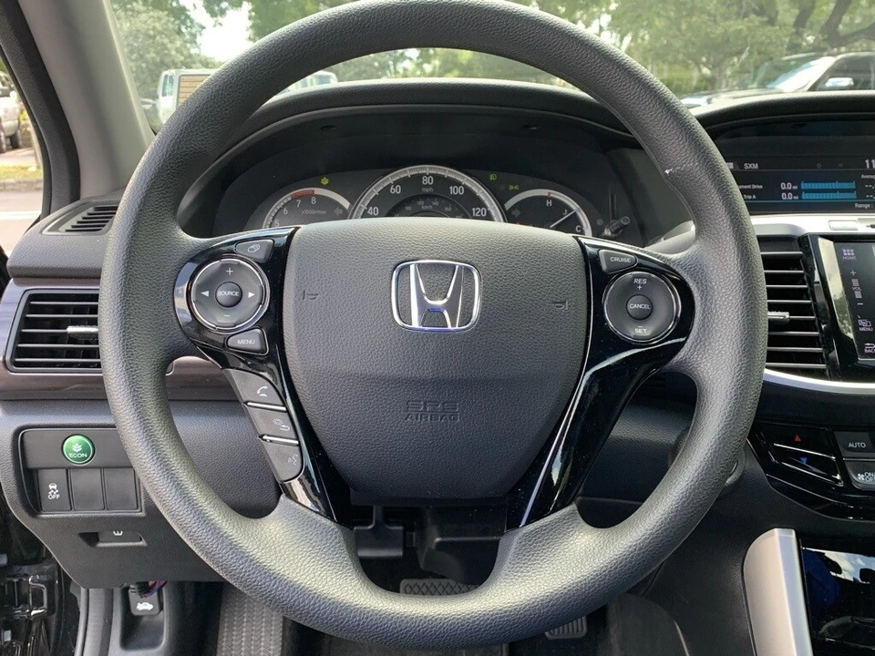 2017 Honda Accord 9th Gen - Image 6 of 12