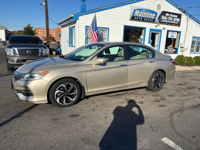 2017 Honda Accord 9th Gen - Image 4 of 12