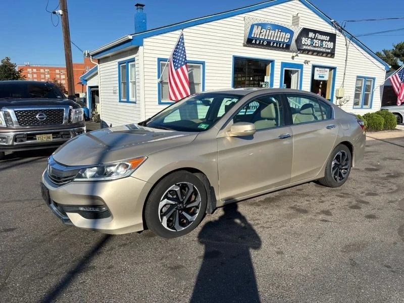 2017 Honda Accord 9th Gen - Image 2 of 12