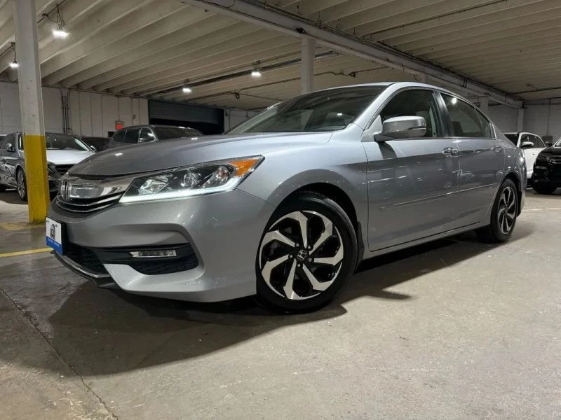 2017 Honda Accord 9th Gen - Image 2 of 12
