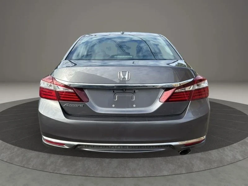 2017 Honda Accord 9th Gen - Image 6 of 12