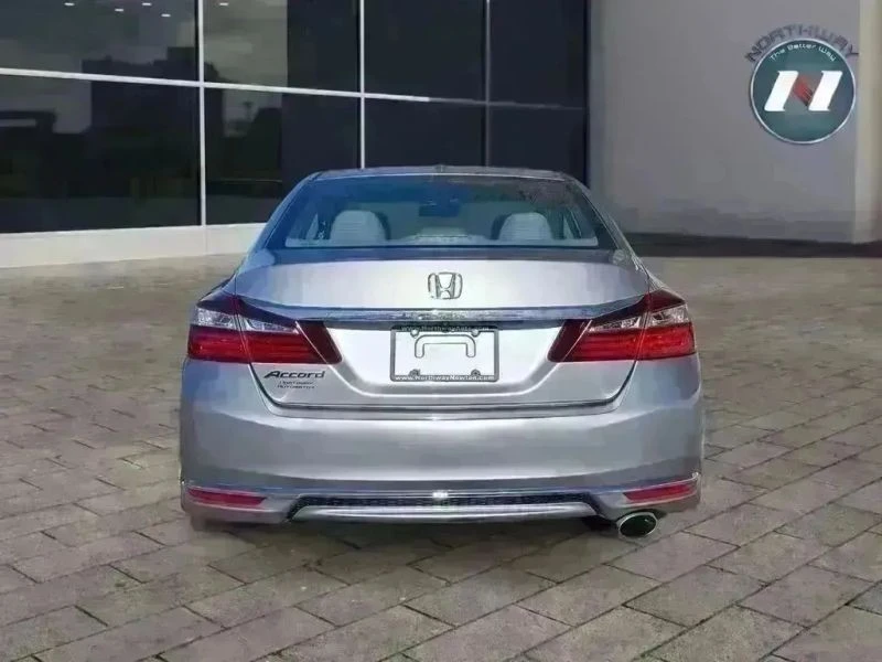 2017 Honda Accord 9th Gen - Image 4 of 12