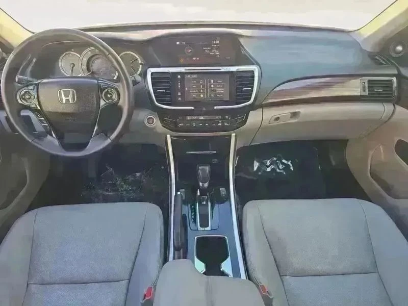 2017 Honda Accord 9th Gen - Image 10 of 12