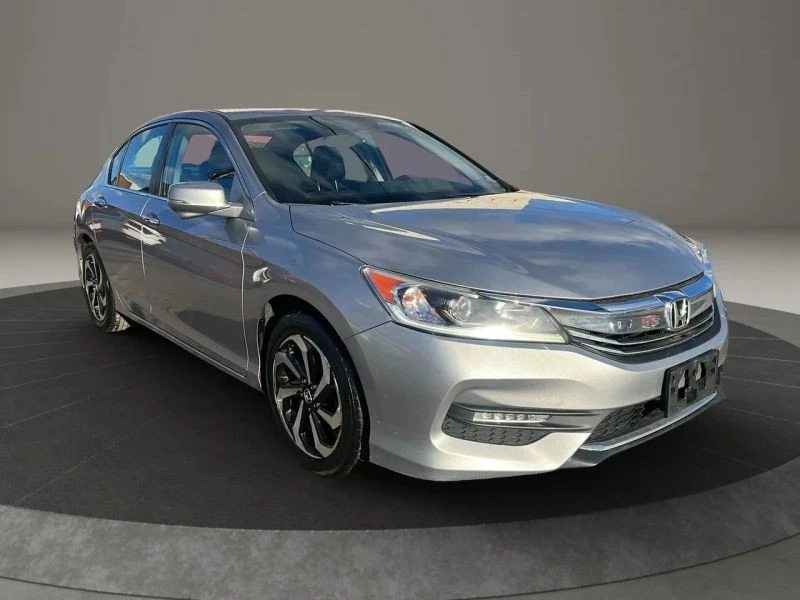 2017 Honda Accord 9th Gen - Image 3 of 12
