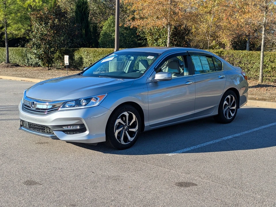 2017 Honda Accord 9th Gen - Image 8 of 12