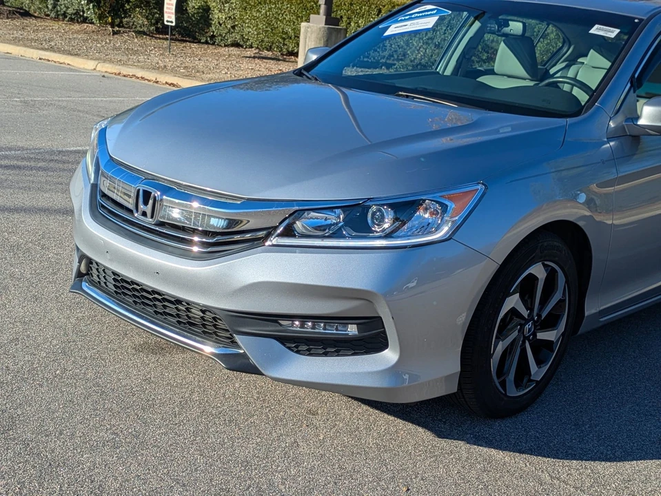 2017 Honda Accord 9th Gen - Image 10 of 12