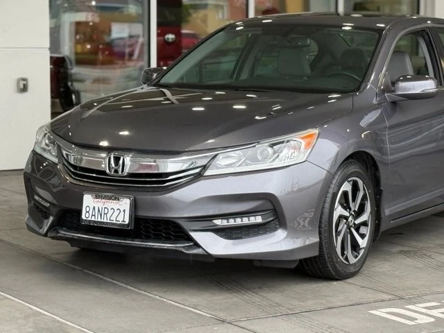 2017 Honda Accord 9th Gen - Image 3 of 12