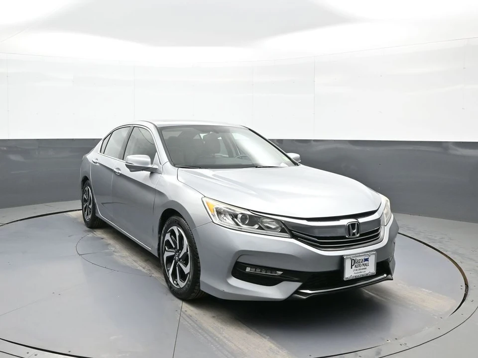 2017 Honda Accord 9th Gen - Image 3 of 21