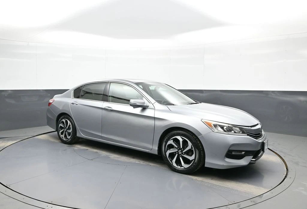 2017 Honda Accord 9th Gen - Image 4 of 21