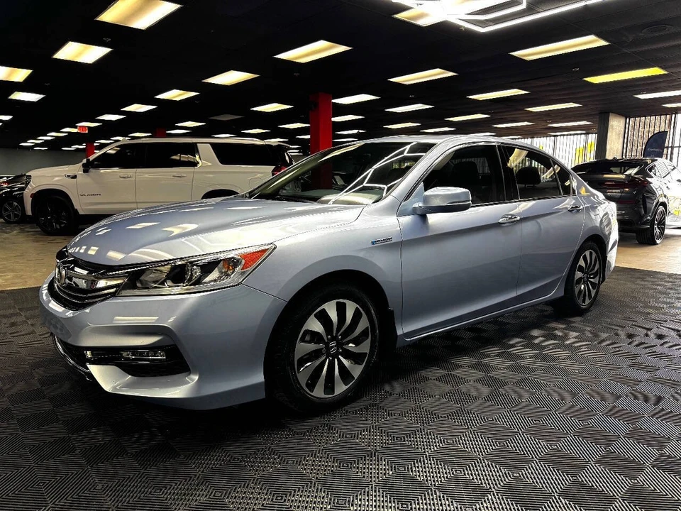 2017 Honda Accord 9th Gen - Image 7 of 12