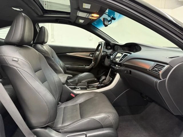 2017 Honda Accord 9th Gen - Image 11 of 21