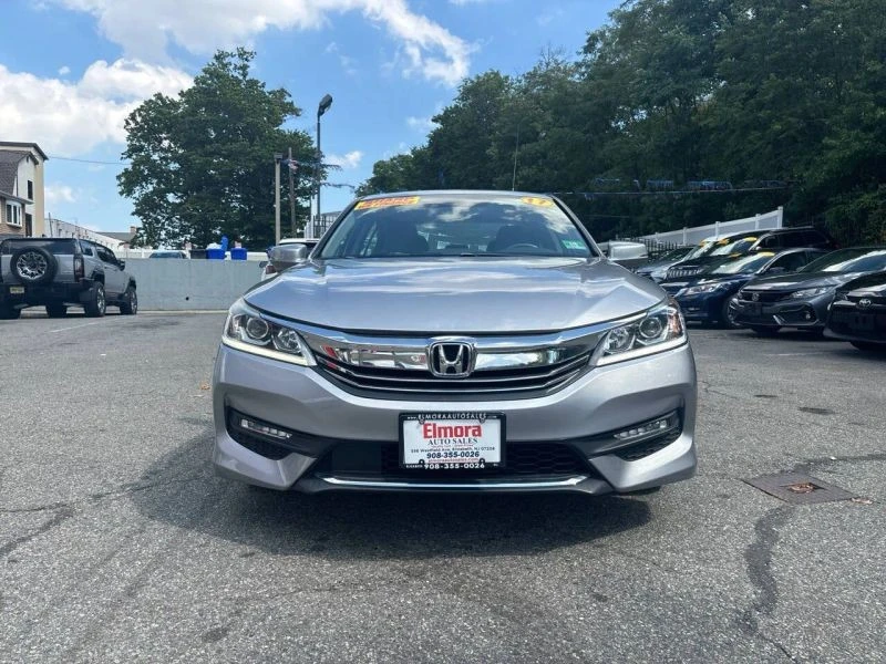 2017 Honda Accord 9th Gen - Image 2 of 12