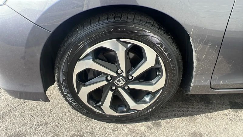 2017 Honda Accord 9th Gen - Image 10 of 12