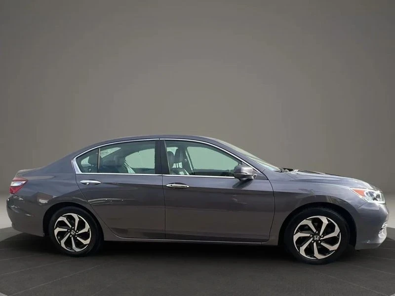 2017 Honda Accord 9th Gen - Image 4 of 12