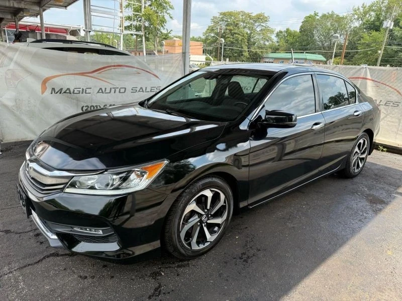 2017 Honda Accord 9th Gen - Image 7 of 12
