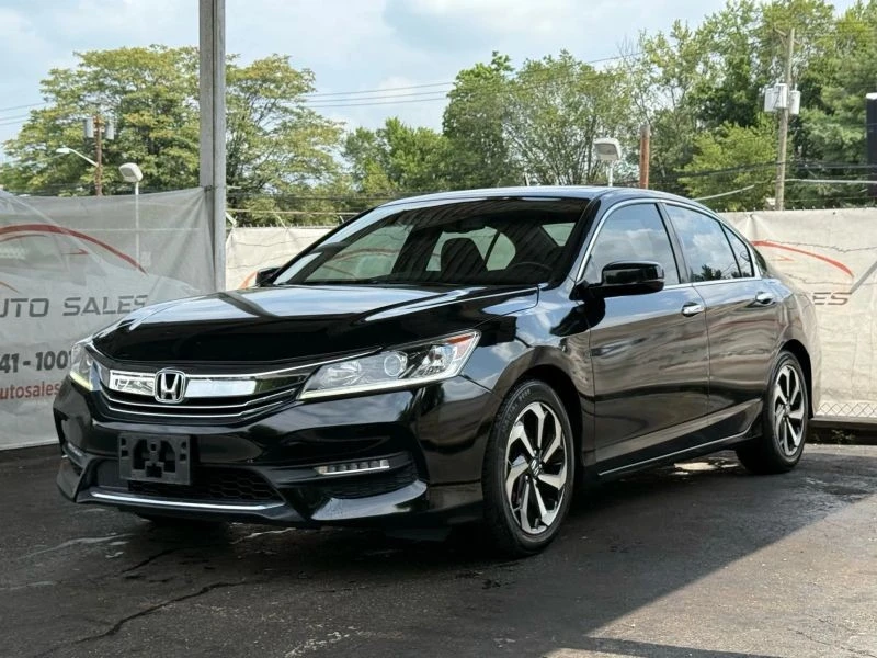 2017 Honda Accord 9th Gen - Image 3 of 12