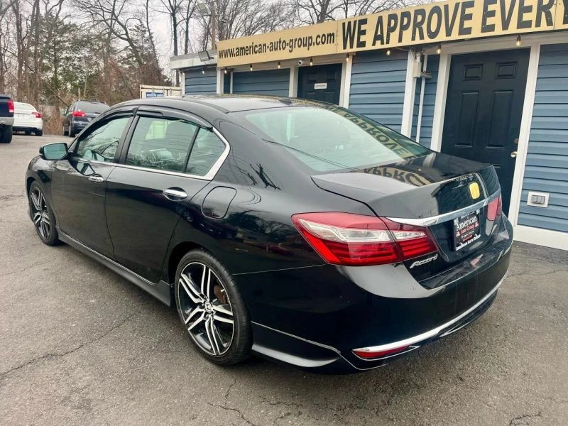 2017 Honda Accord 9th Gen - Image 4 of 12