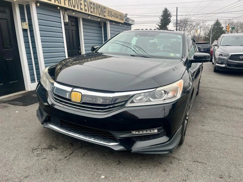 2017 Honda Accord 9th Gen - Image 2 of 12