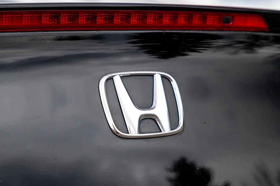 2017 Honda Accord 9th Gen - Image 18 of 31