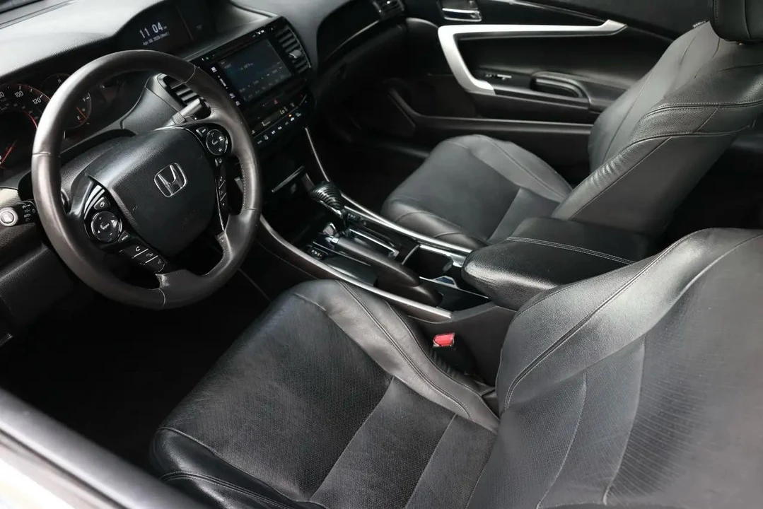 2017 Honda Accord 9th Gen - Image 4 of 21