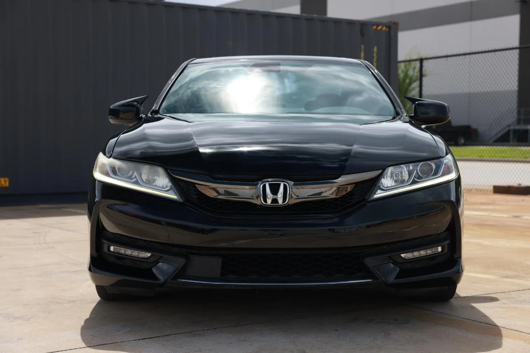 2017 Honda Accord 9th Gen - Image 17 of 21