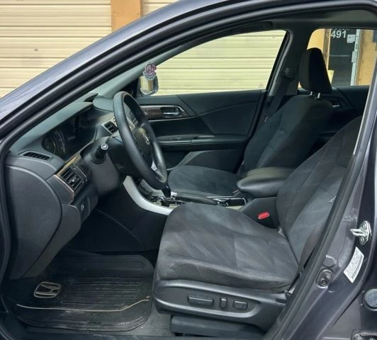 2017 Honda Accord 9th Gen - Image 7 of 7