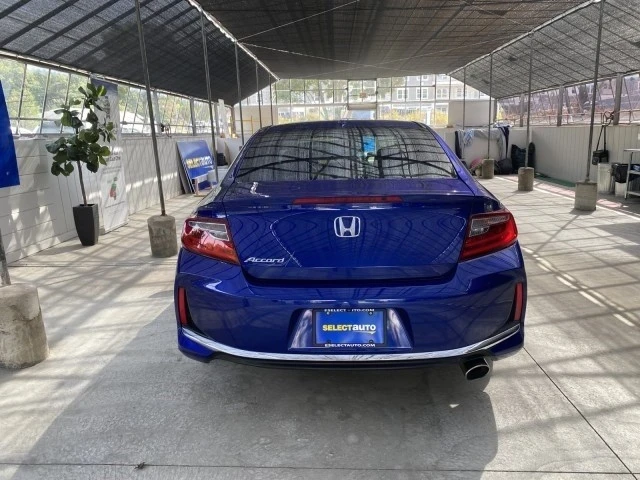 2017 Honda Accord 9th Gen - Image 9 of 21