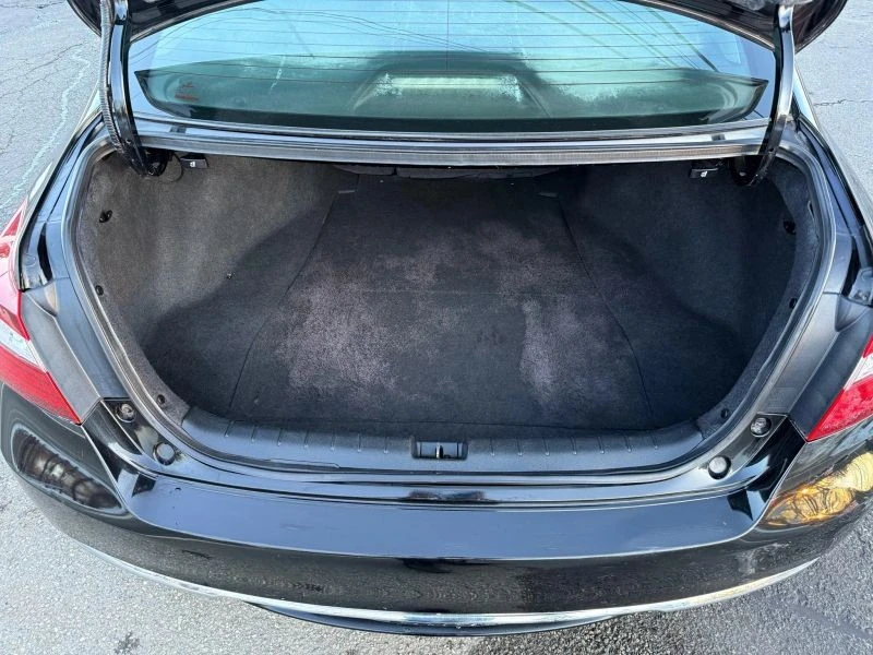 2017 Honda Accord 9th Gen - Image 11 of 12