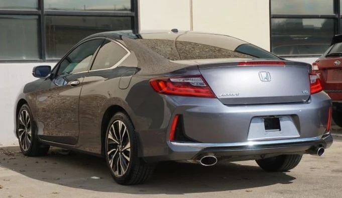 2017 Honda Accord 9th Gen - Image 2 of 9