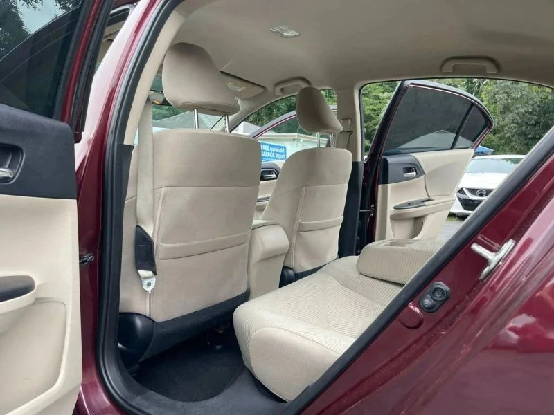 2017 Honda Accord 9th Gen - Image 10 of 12