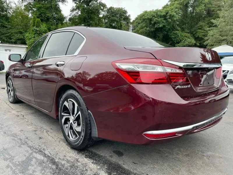 2017 Honda Accord 9th Gen - Image 5 of 12