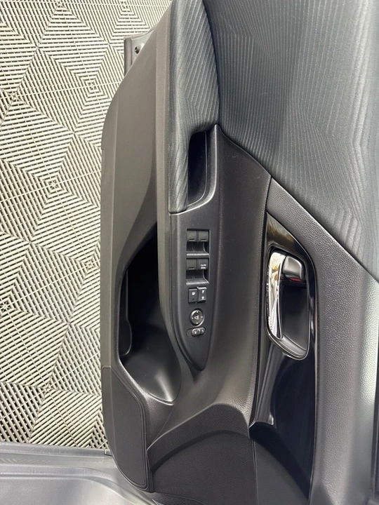 2017 Honda Accord 9th Gen - Image 12 of 12