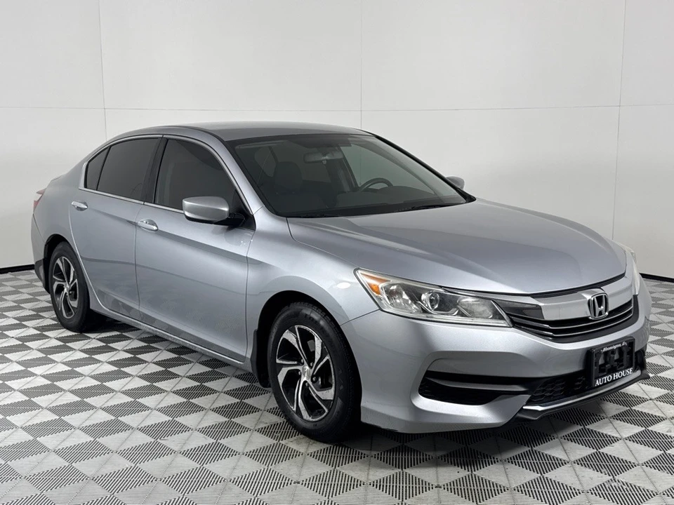 2017 Honda Accord 9th Gen - Image 3 of 12