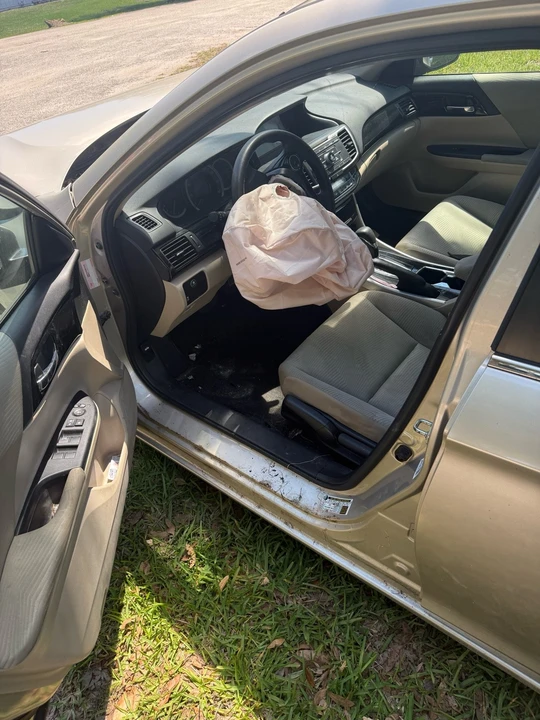 2017 Honda Accord 9th Gen - Image 13 of 13