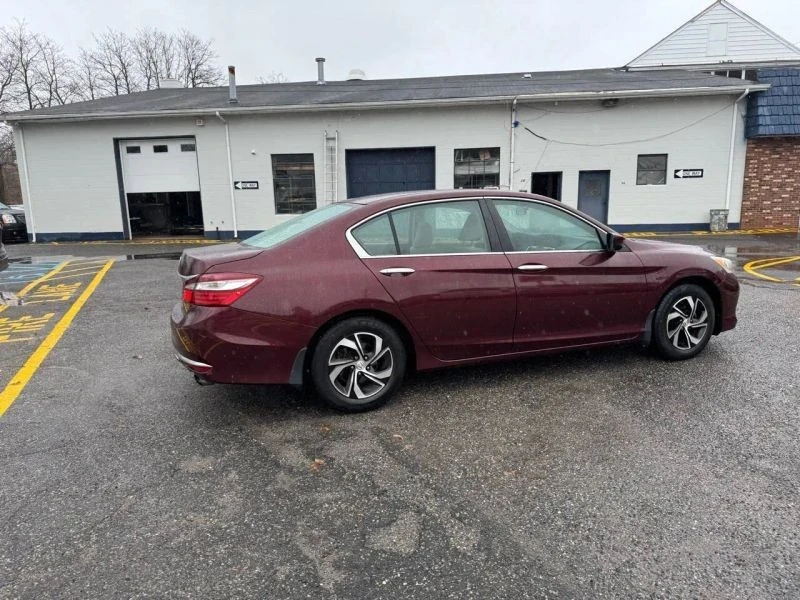 2017 Honda Accord 9th Gen - Image 9 of 12