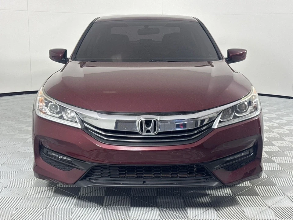2017 Honda Accord 9th Gen - Image 9 of 12