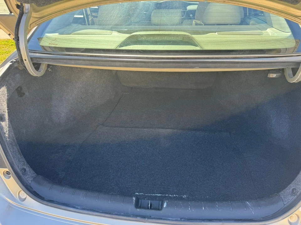 2017 Honda Accord 9th Gen - Image 16 of 21