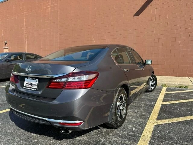 2017 Honda Accord 9th Gen - Image 5 of 21