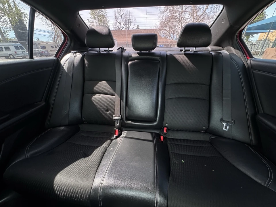 2017 Honda Accord 9th Gen - Image 6 of 11