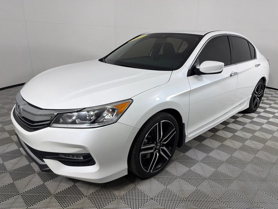 2017 Honda Accord 9th Gen - Image 10 of 12
