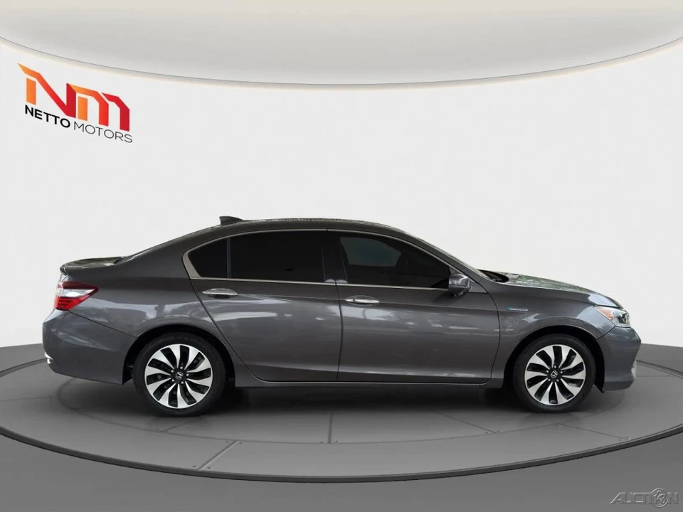 2017 Honda Accord 9th Gen - Image 6 of 21