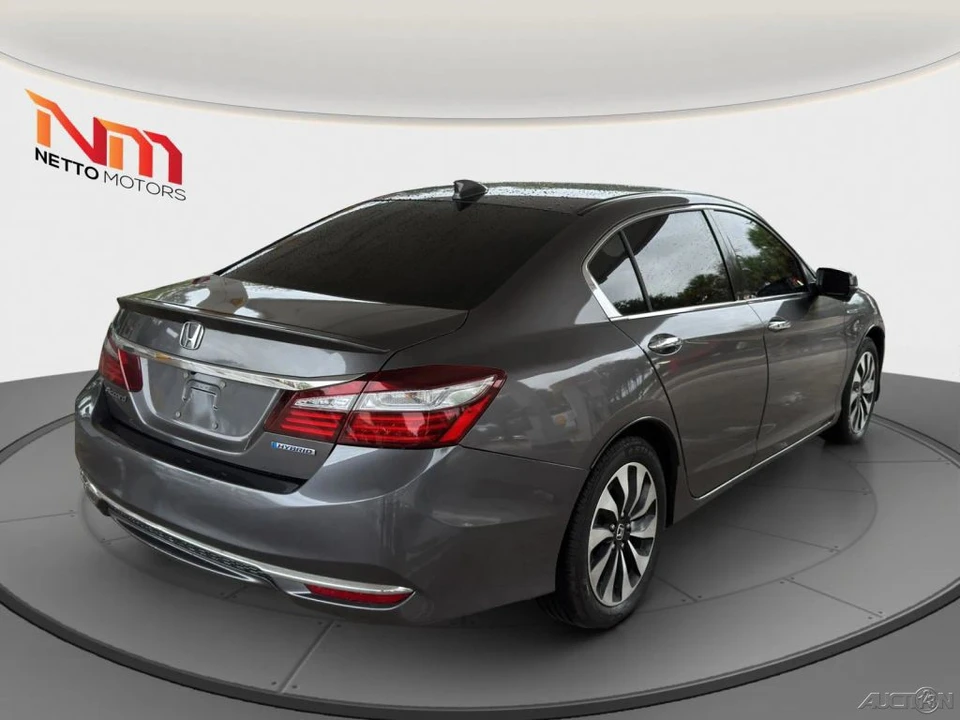 2017 Honda Accord 9th Gen - Image 5 of 21