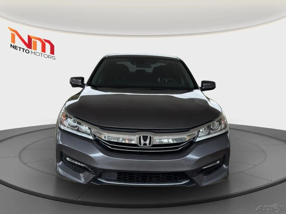 2017 Honda Accord 9th Gen - Image 10 of 21