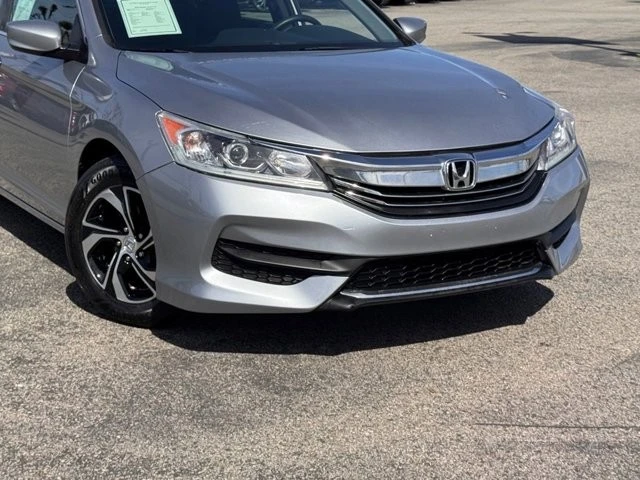 2017 Honda Accord 9th Gen - Image 3 of 12