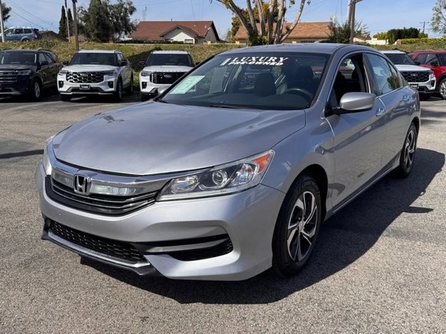2017 Honda Accord 9th Gen - Image 7 of 12