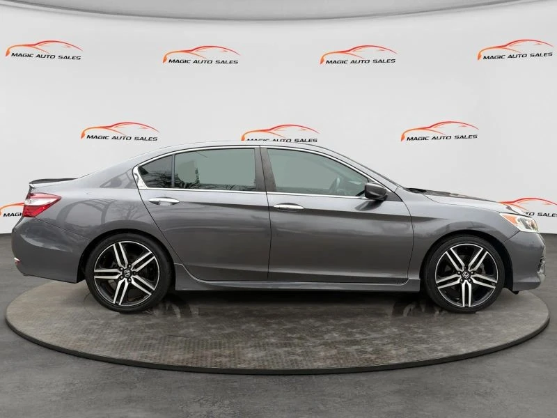 2017 Honda Accord 9th Gen - Image 6 of 12