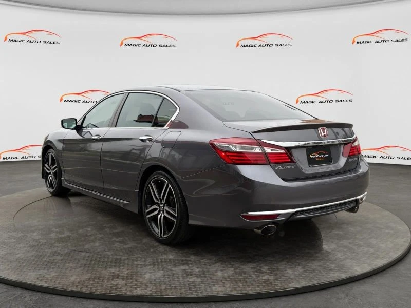 2017 Honda Accord 9th Gen - Image 8 of 12